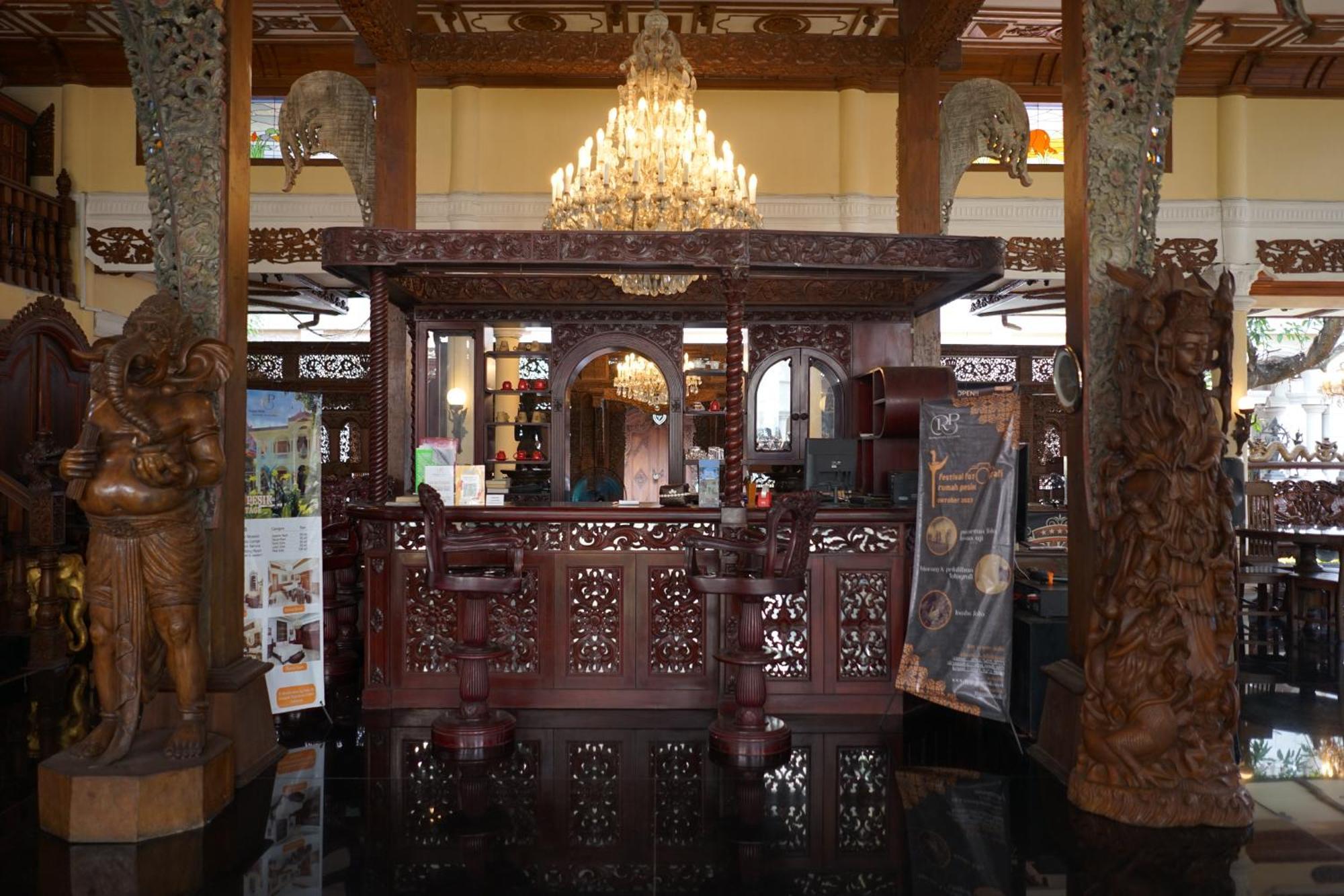 Rumah Pesik Art & Heritage Hotel Gondowulung 외부 사진
