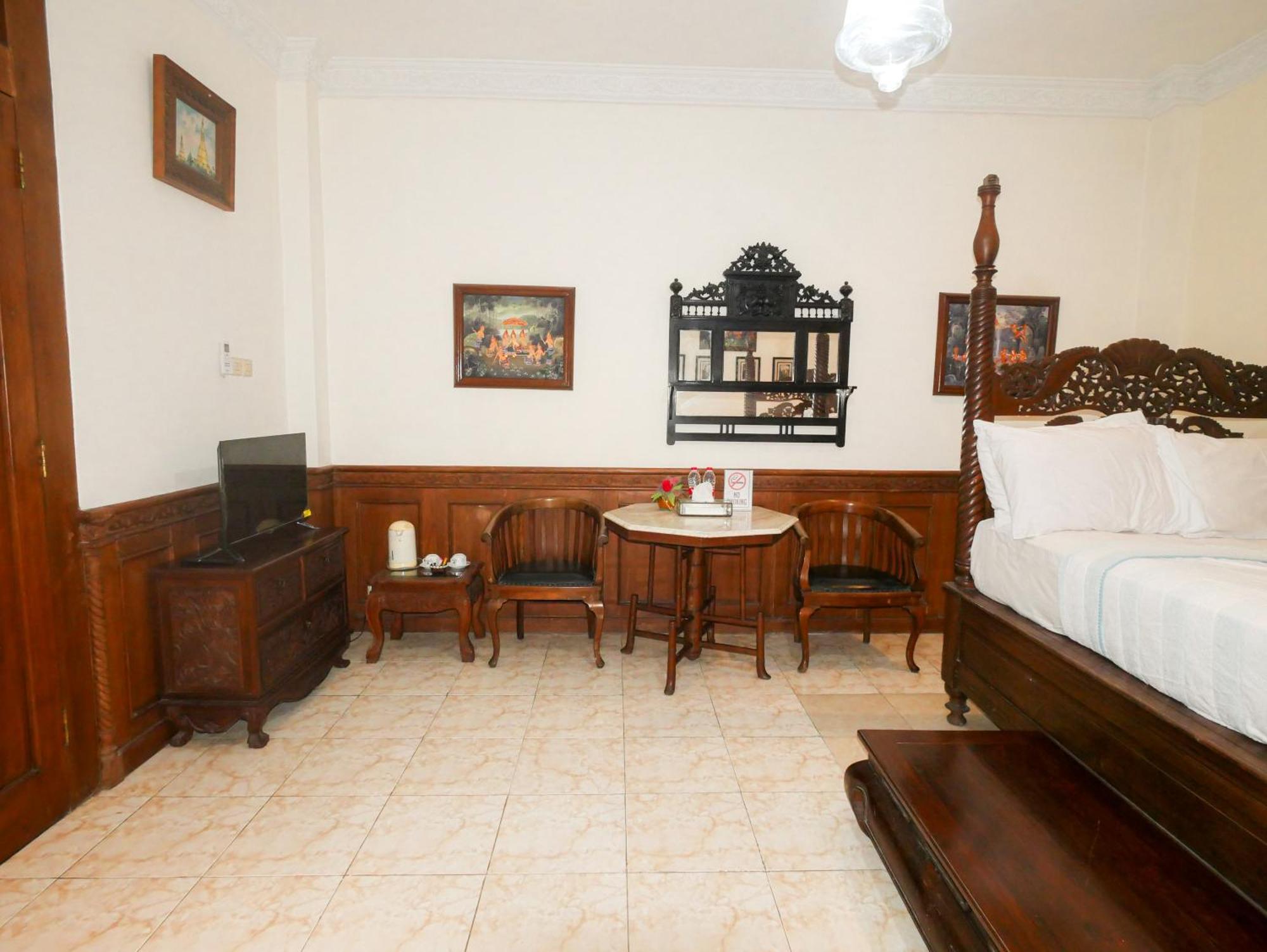 Rumah Pesik Art & Heritage Hotel Gondowulung 외부 사진
