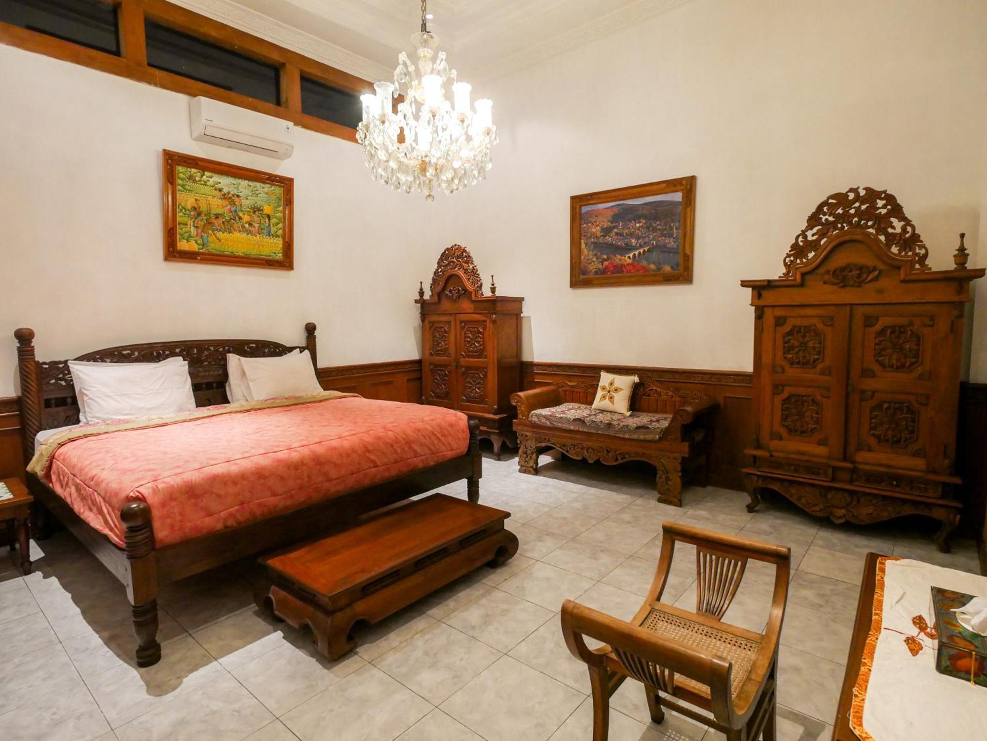 Rumah Pesik Art & Heritage Hotel Gondowulung 외부 사진