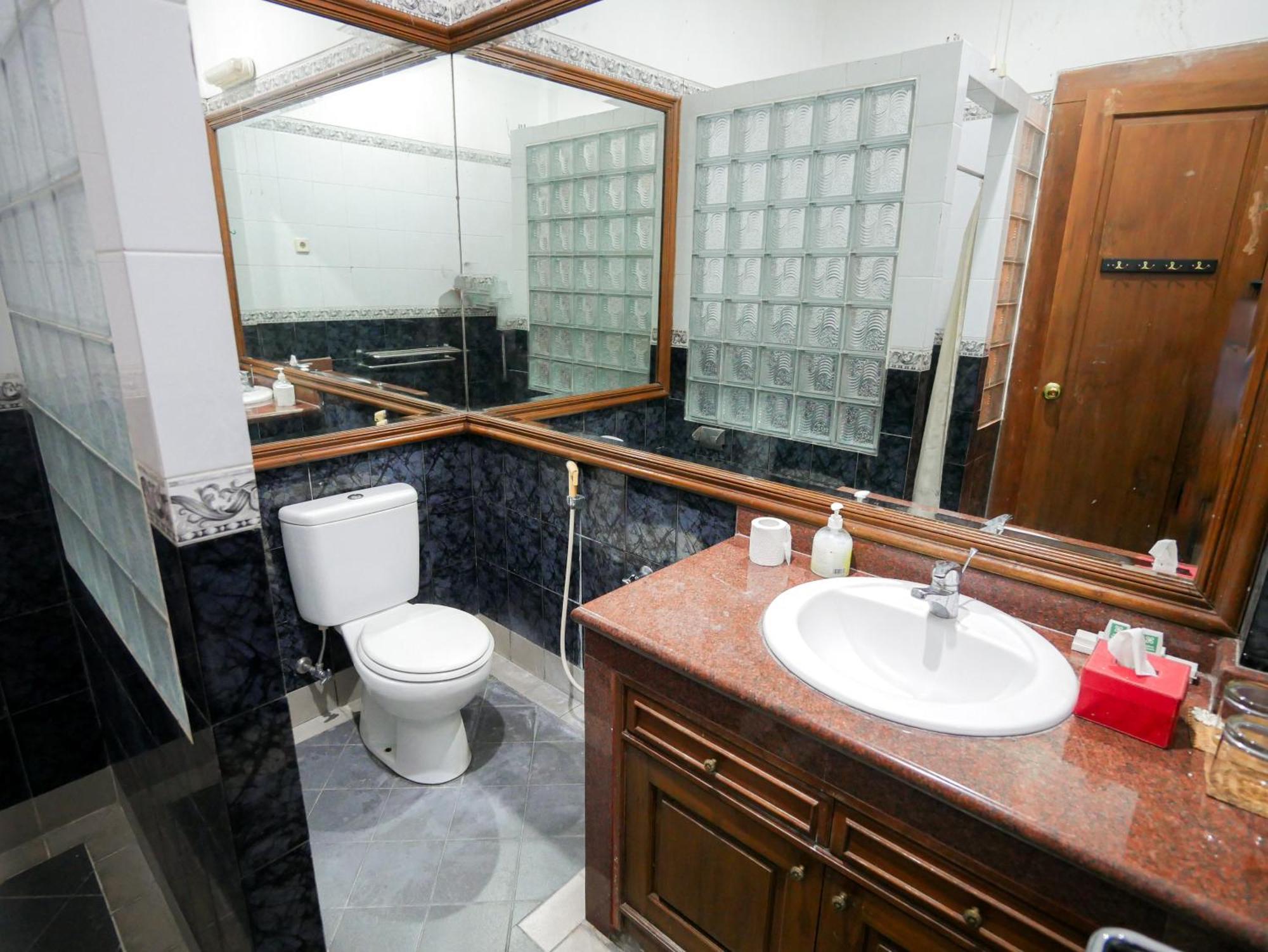 Rumah Pesik Art & Heritage Hotel Gondowulung 외부 사진